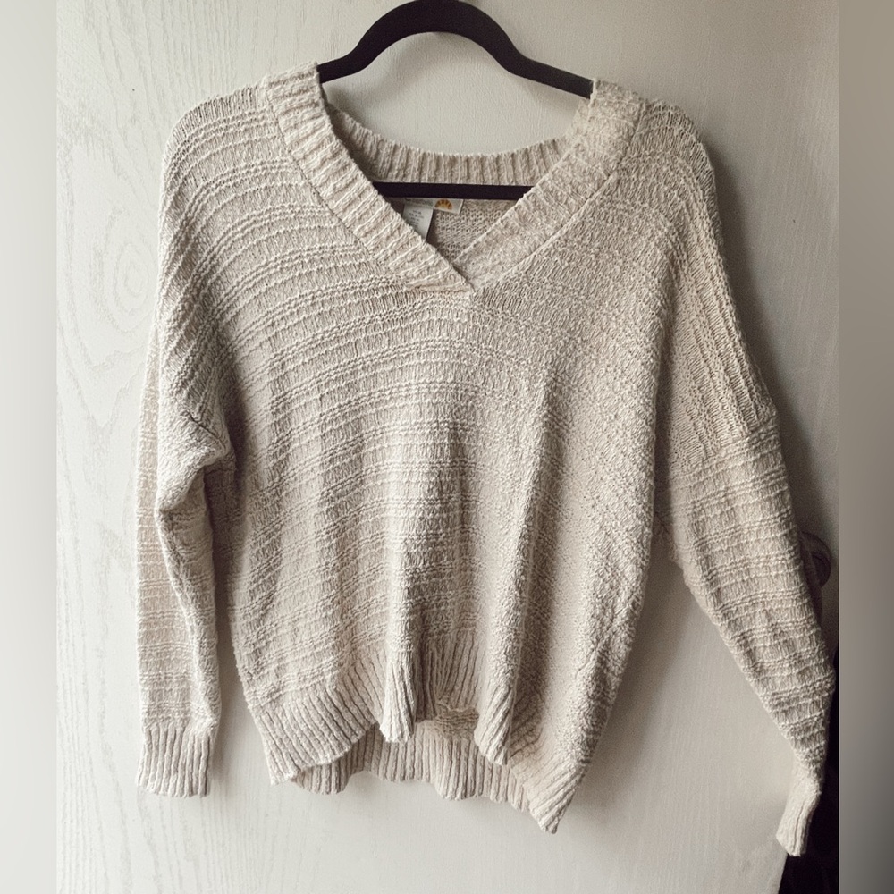 Cream knot sweater from C&C California.